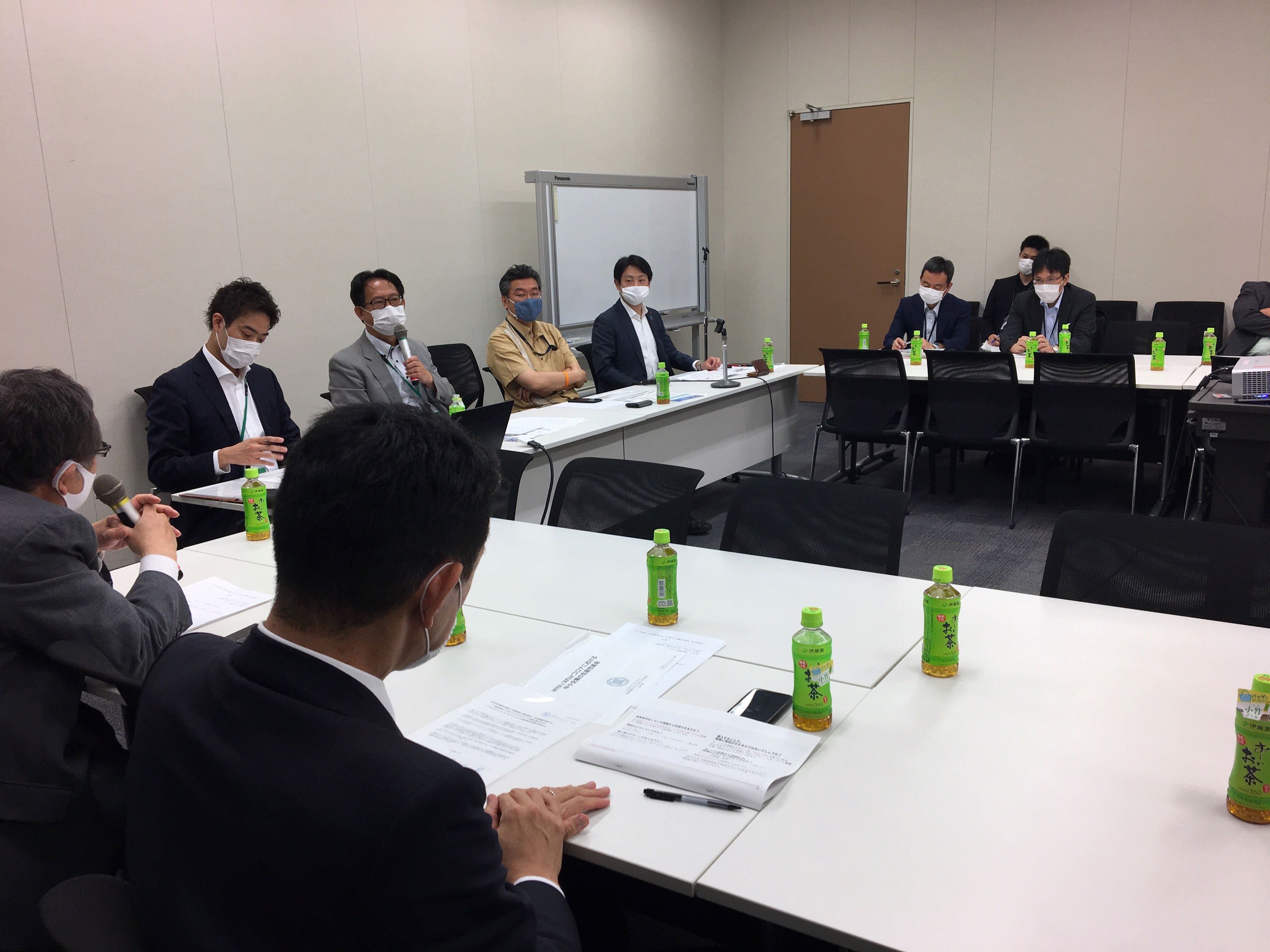 第1回中小企業の生産性革命を実現する議員連盟に理事岩本隆が登壇 日本パブリックアフェーアーズ協会